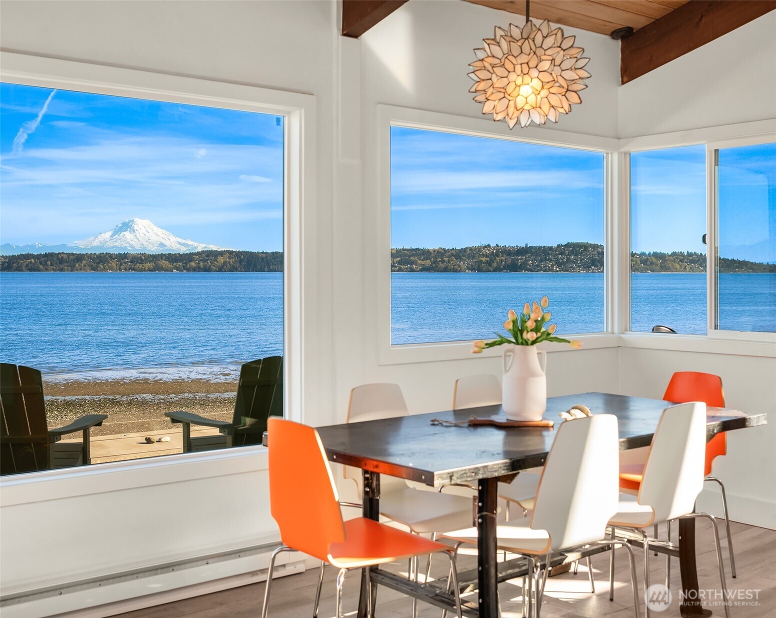 27518 Sandy Shores Drive SW, Vashon, WA 98070-0000