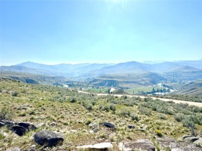 2 Riverbend Overlook , Methow, WA 98834 - Photo 10