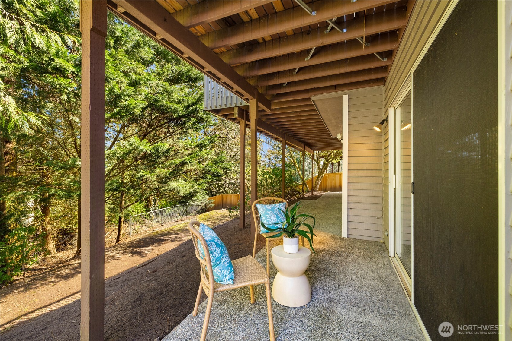 2630 NW Oakcrest Drive , Issaquah, WA 98027