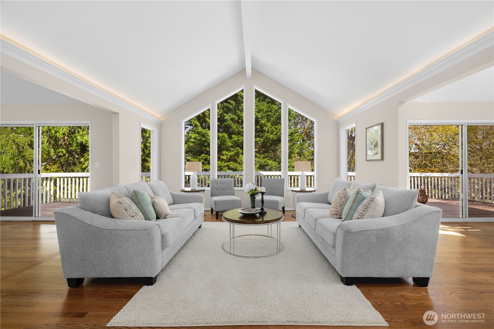 2630 NW Oakcrest Drive , Issaquah, WA 98027