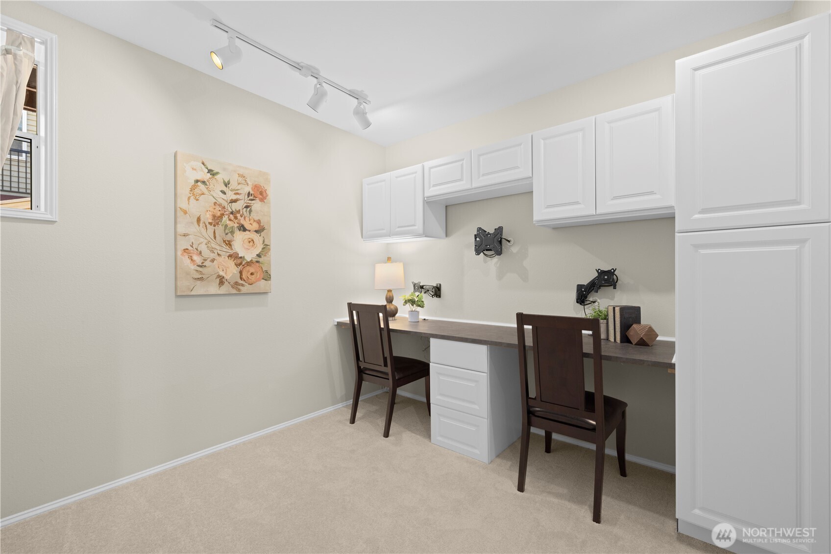 2630 NW Oakcrest Drive , Issaquah, WA 98027