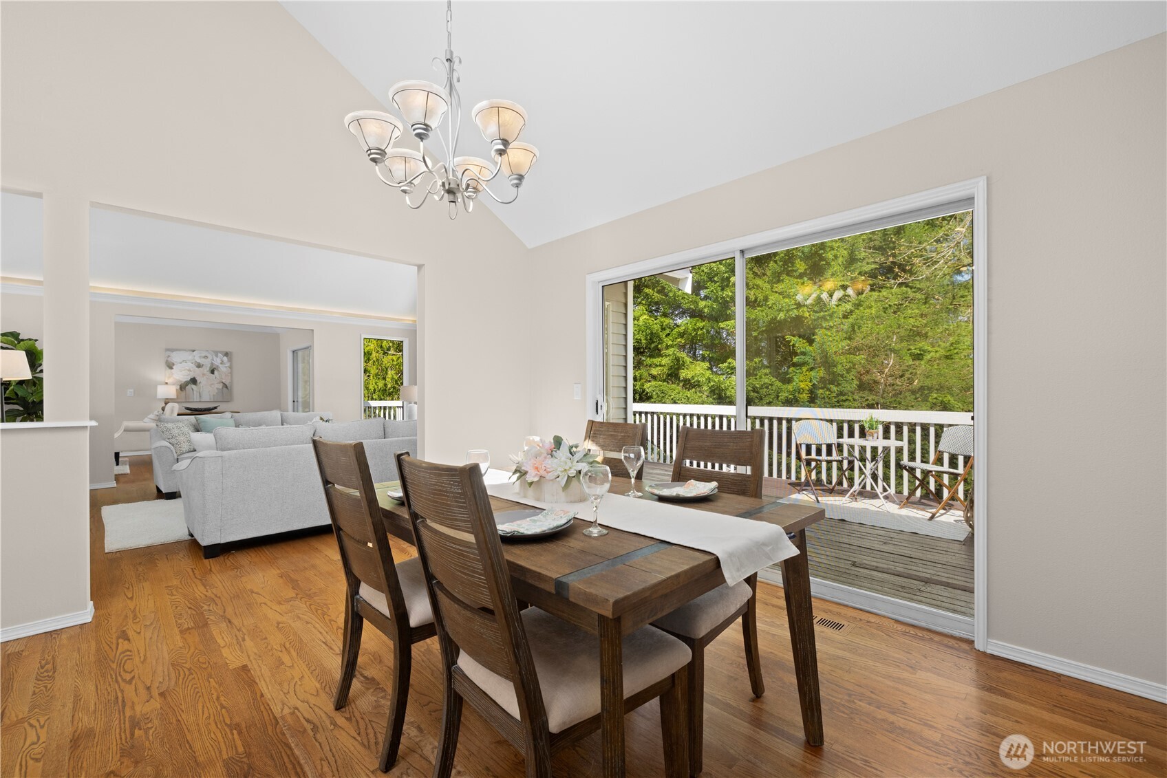 2630 NW Oakcrest Drive , Issaquah, WA 98027