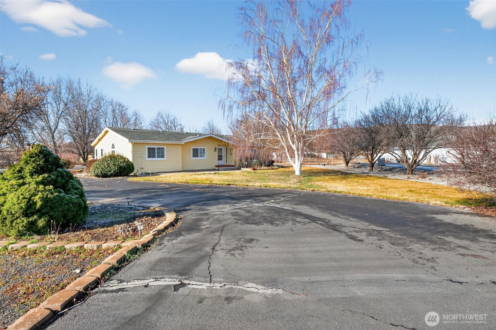 2305 Cherry Blossom Drive , Ephrata, WA 98823