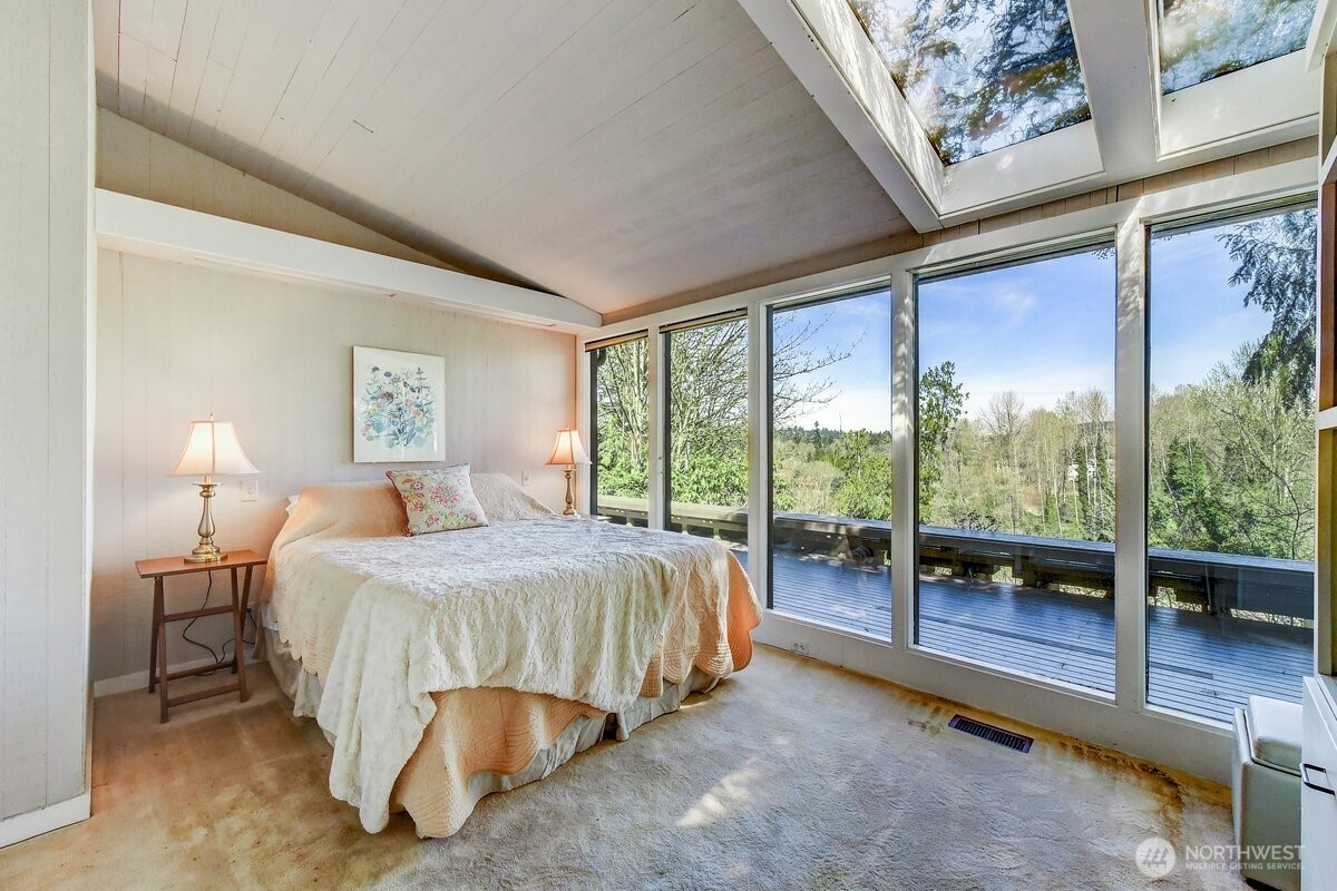 7802 NE 170th Street , Kenmore, WA 98028