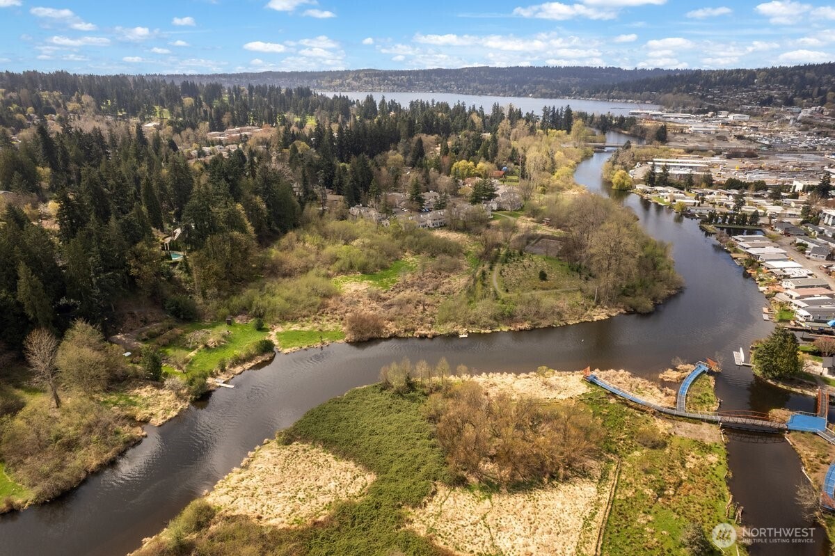 7802 NE 170th Street , Kenmore, WA 98028