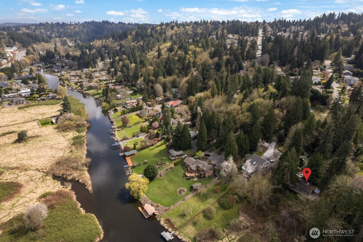 7802 NE 170th Street , Kenmore, WA 98028