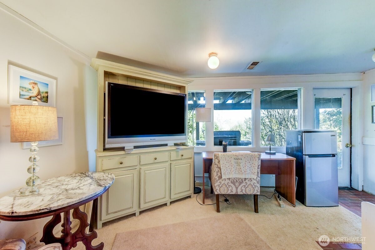 7802 NE 170th Street , Kenmore, WA 98028