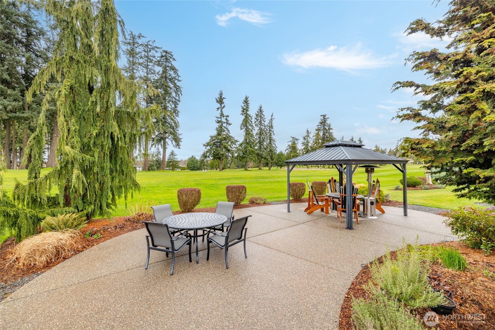 16505 Country Club Drive , Burlington, WA 98233