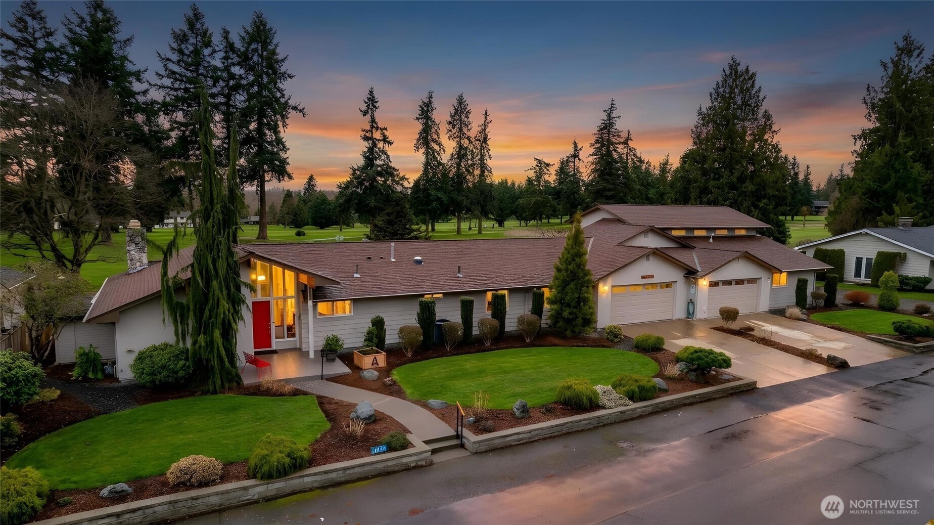 16505 Country Club Drive , Burlington, WA 98233
