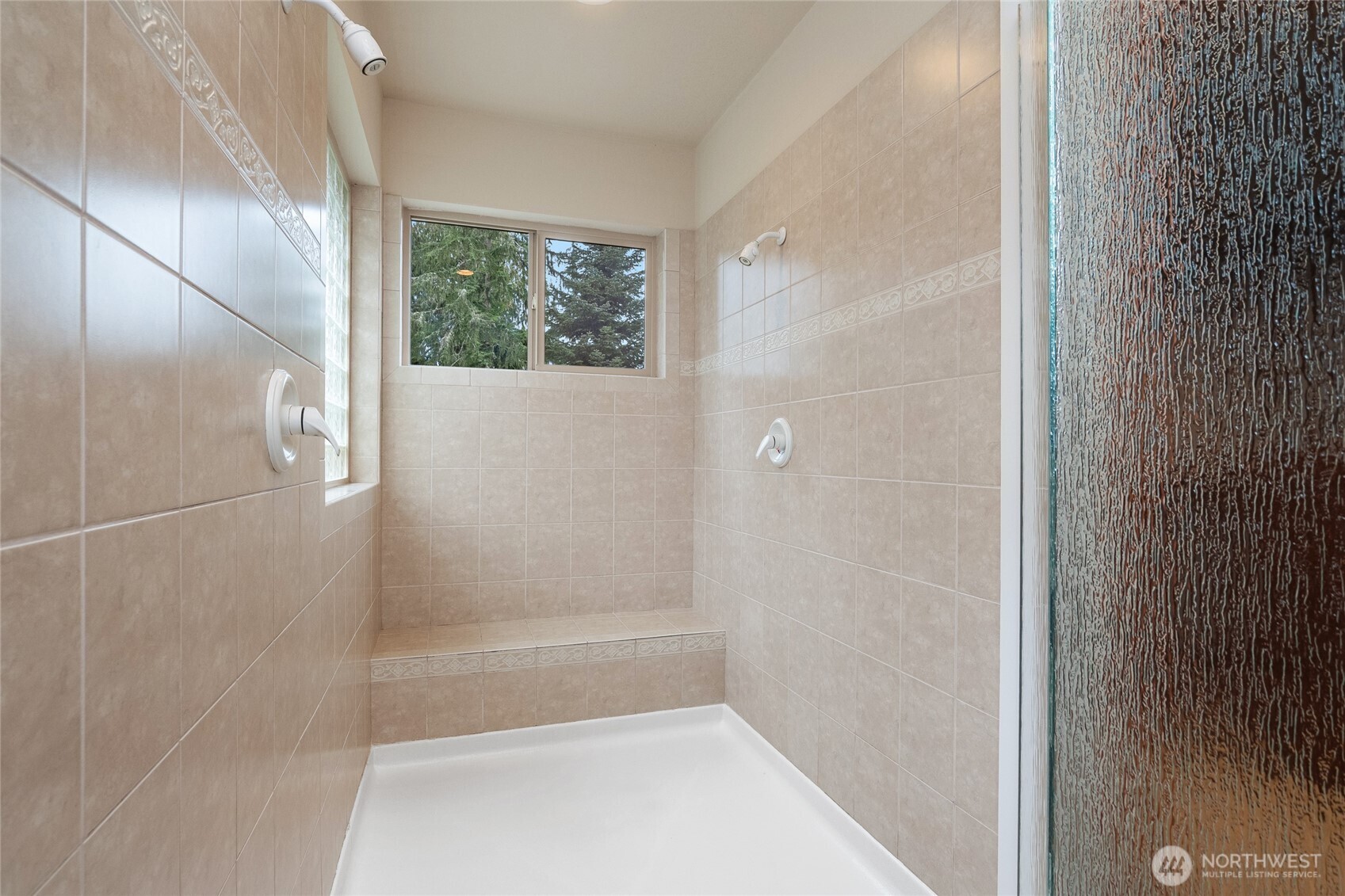 19915 SE Petrovitsky Road , Maple Valley, WA 98038