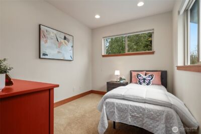 19915 SE Petrovitsky Road , Maple Valley, WA 98038 - Photo 26