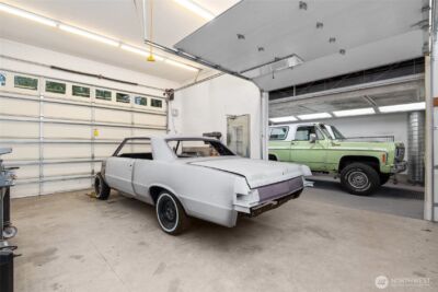 19915 SE Petrovitsky Road , Maple Valley, WA 98038 - Photo 35