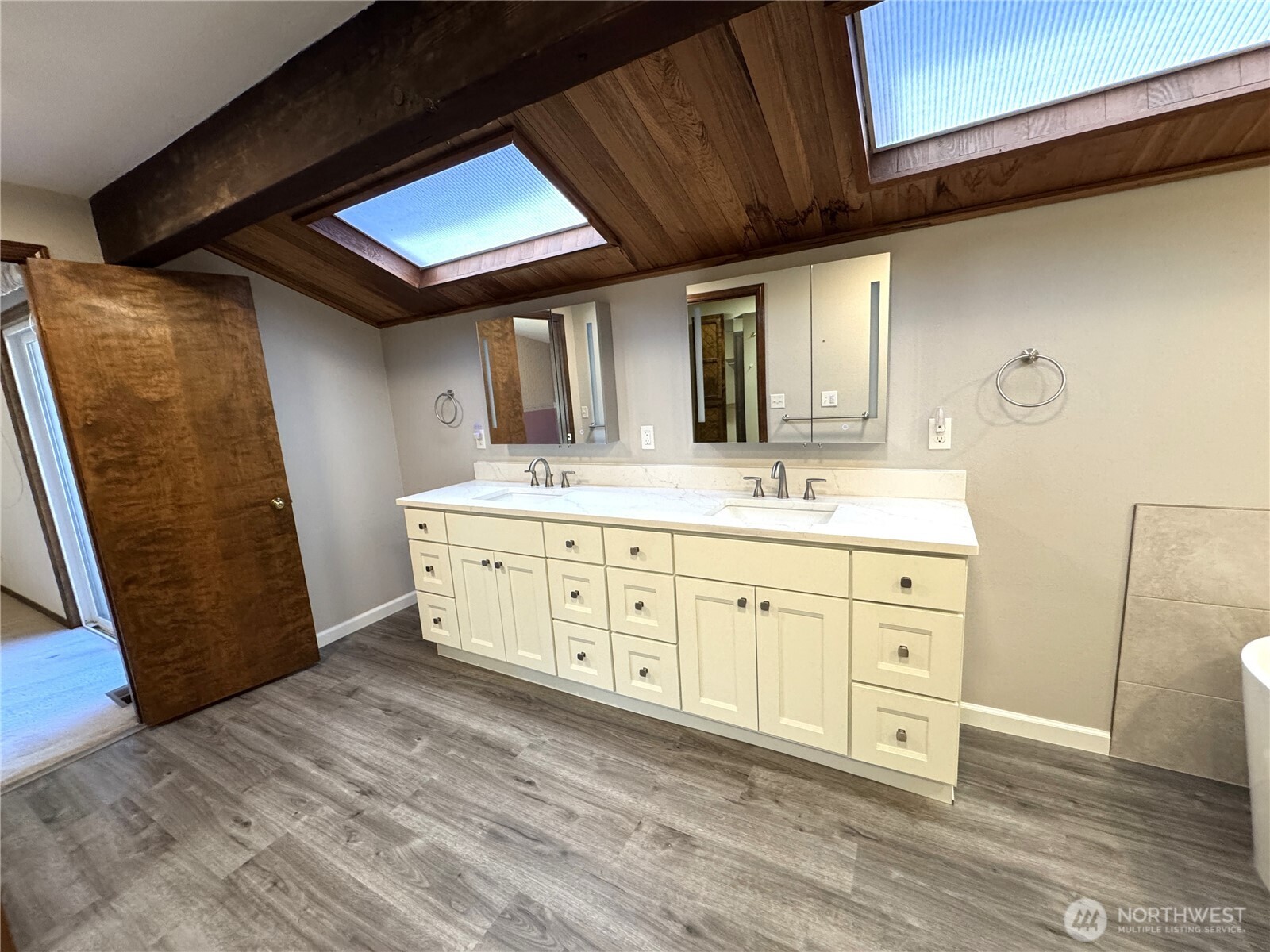 2318 NE Brookview Drive , Vancouver, WA 98686