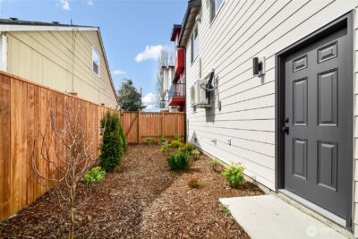 27523 102nd Avenue NW #C, Stanwood, WA 98292 - Photo 19