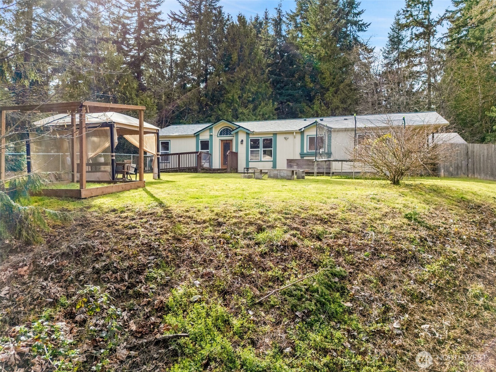 5037 SE Horstman Road , Port Orchard, WA 98366