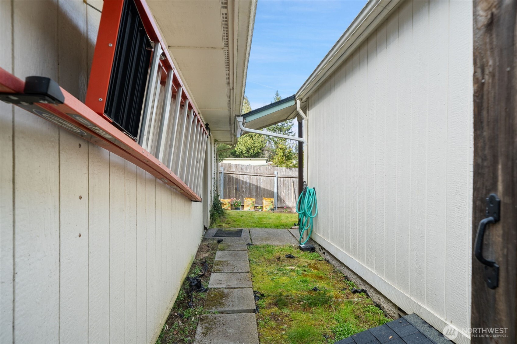 5037 SE Horstman Road , Port Orchard, WA 98366