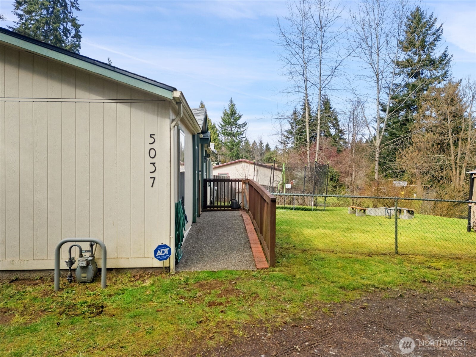 5037 SE Horstman Road , Port Orchard, WA 98366