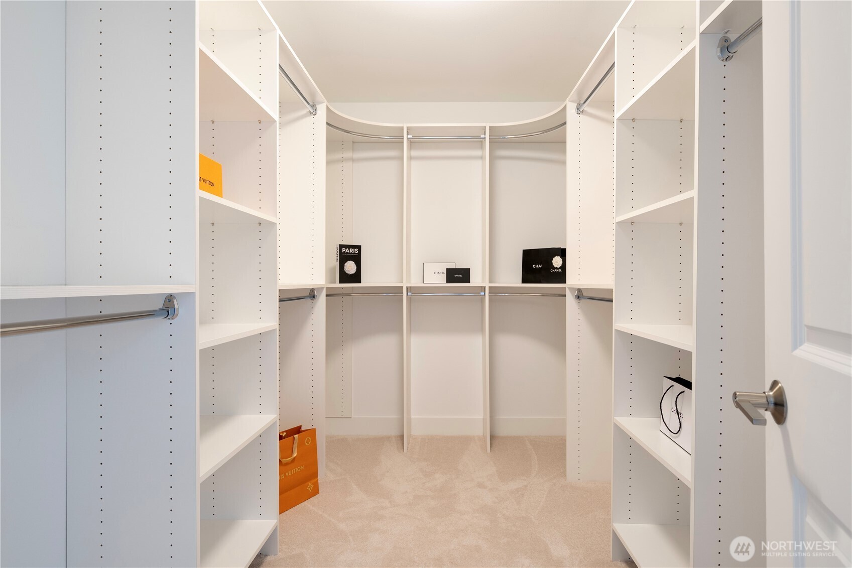 9417 132nd AVE NE , Kirkland, WA 98033