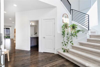 9417 132nd AVE NE , Kirkland, WA 98033 - Photo 2