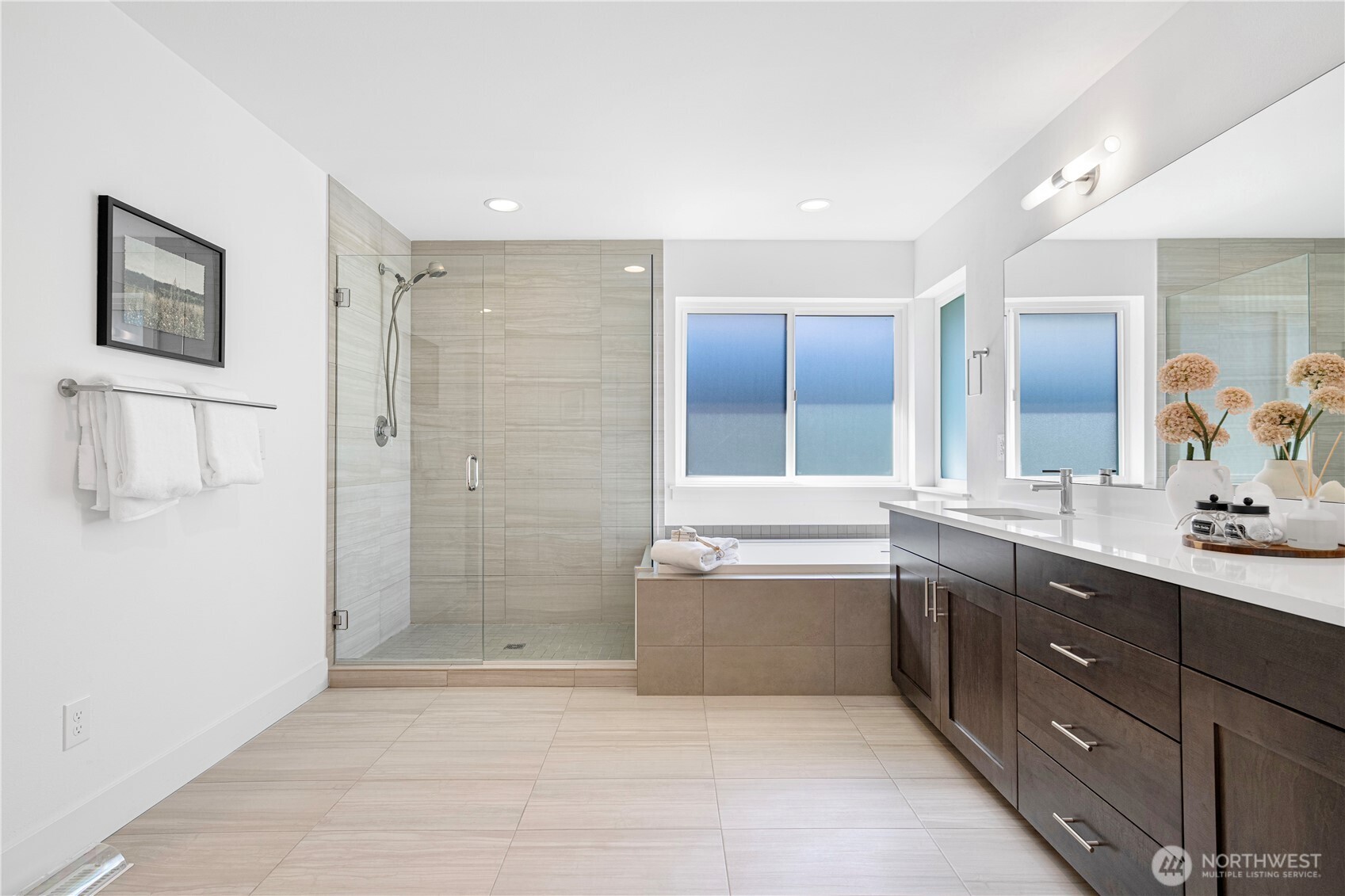 9417 132nd AVE NE , Kirkland, WA 98033