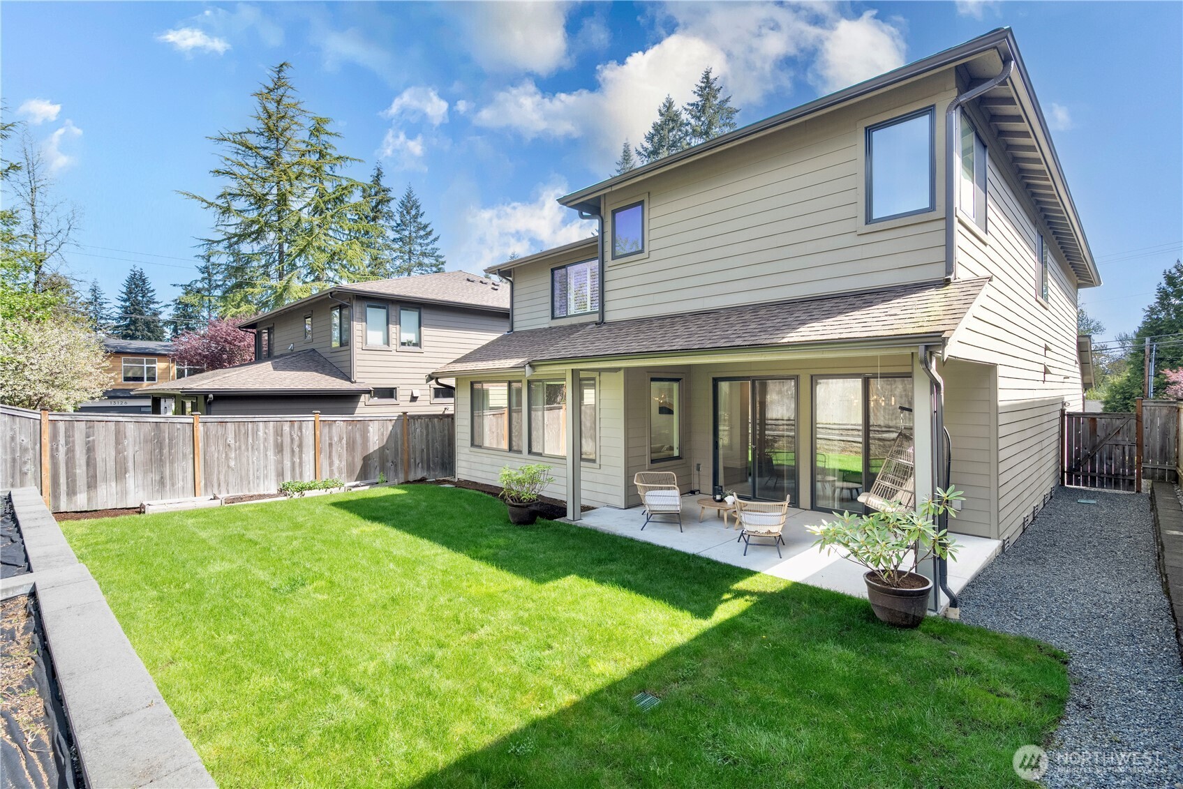 9417 132nd AVE NE , Kirkland, WA 98033