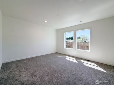 202 S 9th Avenue , Kelso, WA 98626 - Photo 12