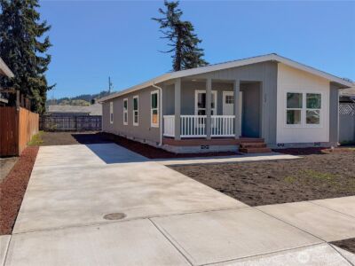 202 S 9th Avenue , Kelso, WA 98626 - Photo 2