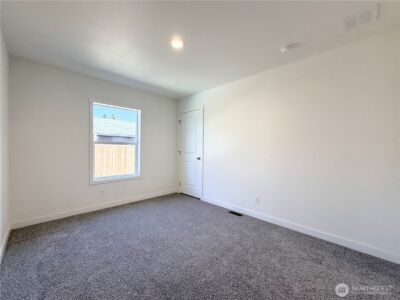 202 S 9th Avenue , Kelso, WA 98626 - Photo 9