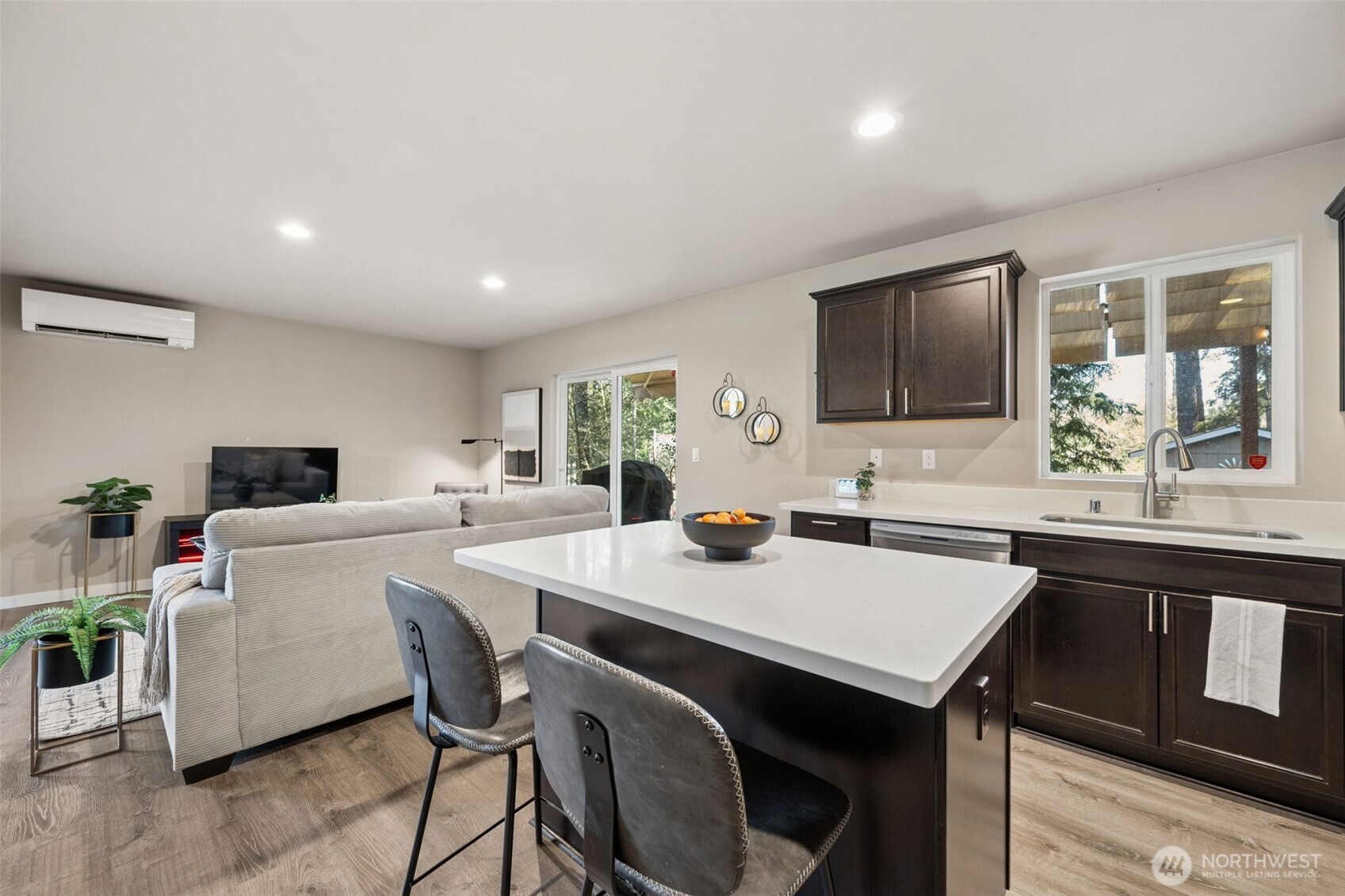 320 E Road of Tralee , Shelton, WA 98584