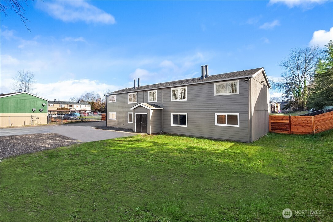 820 75th Street E #D, Tacoma, WA 98404