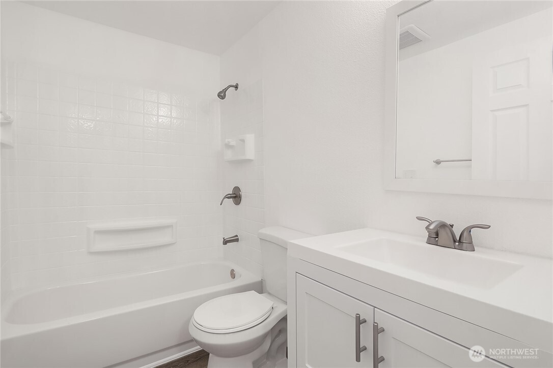 820 75th Street E #D, Tacoma, WA 98404