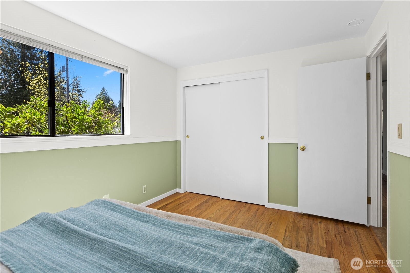 10601 242nd Place SW, Edmonds, WA 98020