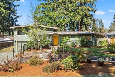 10601 242nd Place SW, Edmonds, WA 98020 - Photo 2
