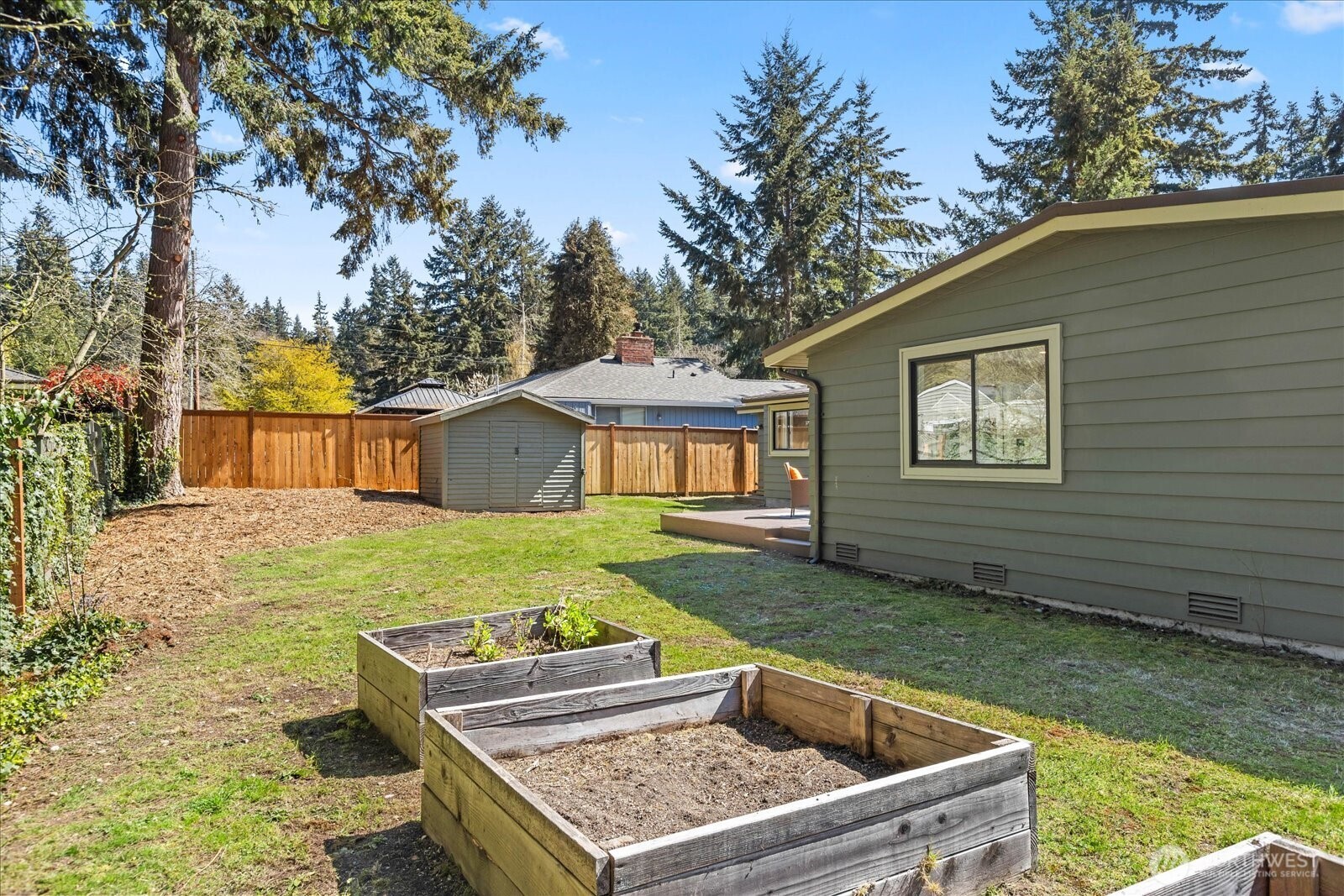 10601 242nd Place SW, Edmonds, WA 98020