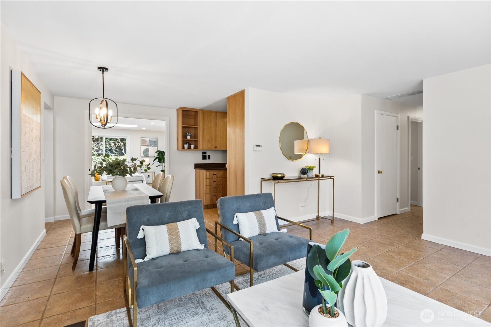 10601 242nd Place SW, Edmonds, WA 98020