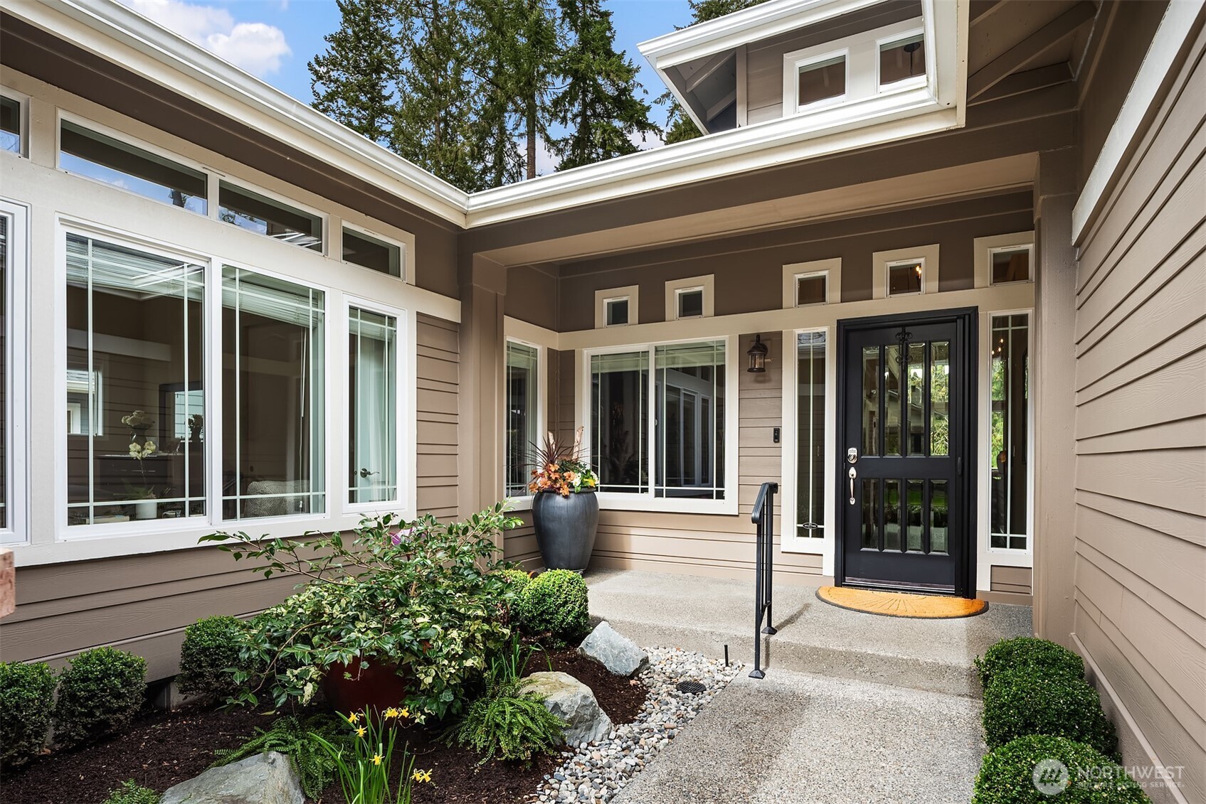 23426 NE 129th Court , Redmond, WA 98053-5639