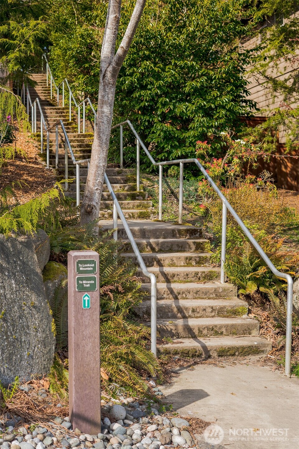 1125 Birch Falls Drive , Bellingham, WA 98229