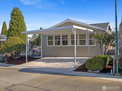 23825 15th Avenue SE #101, Bothell, WA 98021