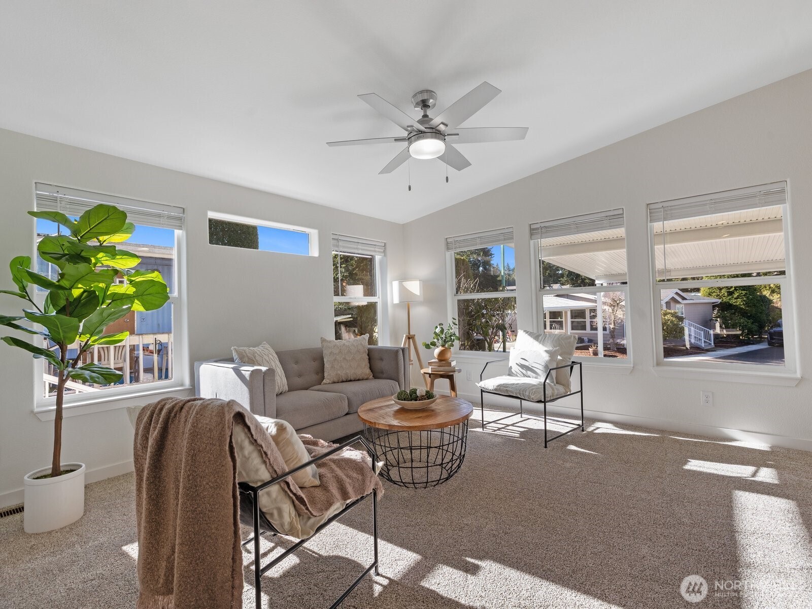 23825 15th Avenue SE #101, Bothell, WA 98021