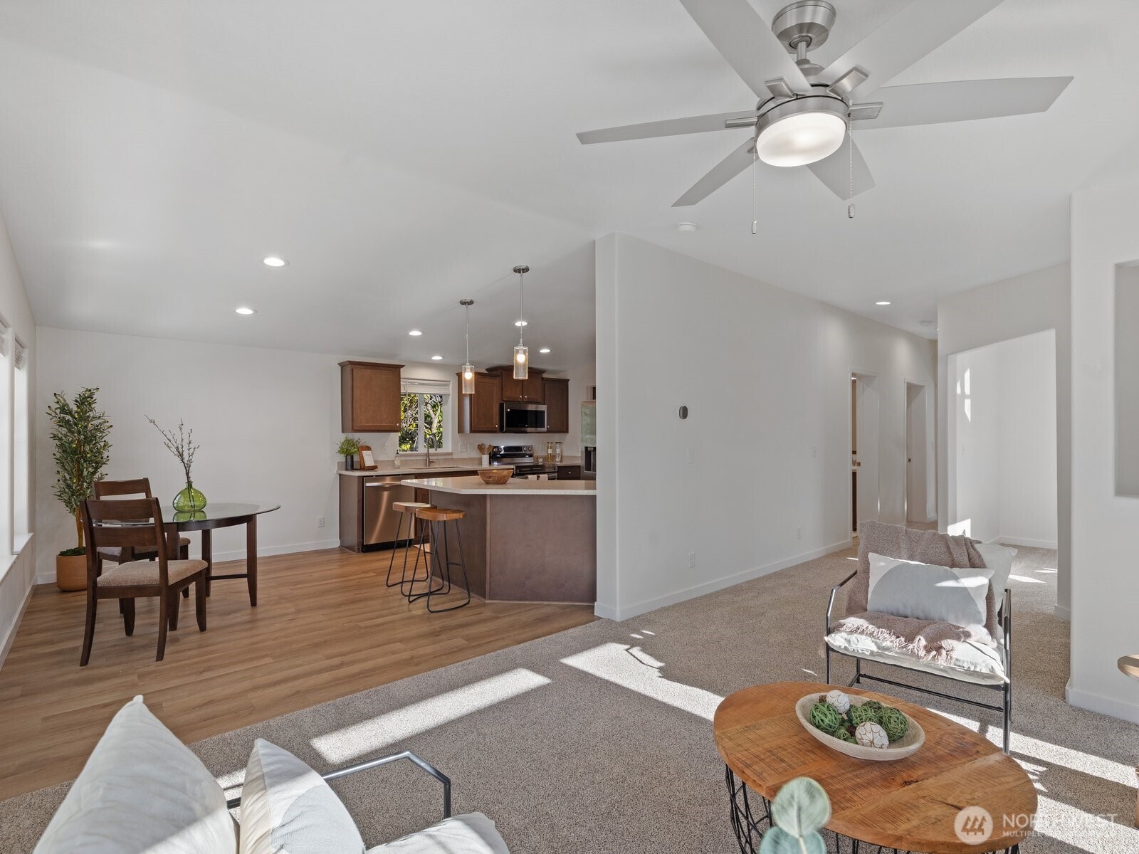 23825 15th Avenue SE #101, Bothell, WA 98021