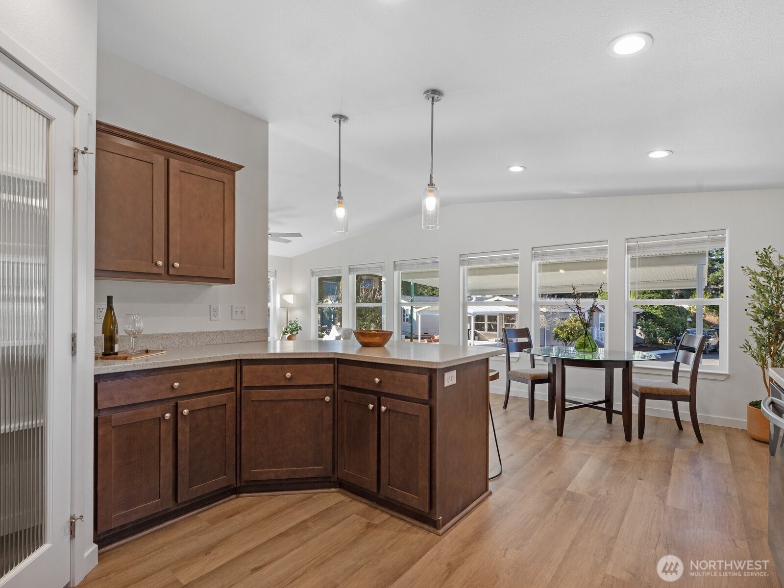 23825 15th Avenue SE #101, Bothell, WA 98021