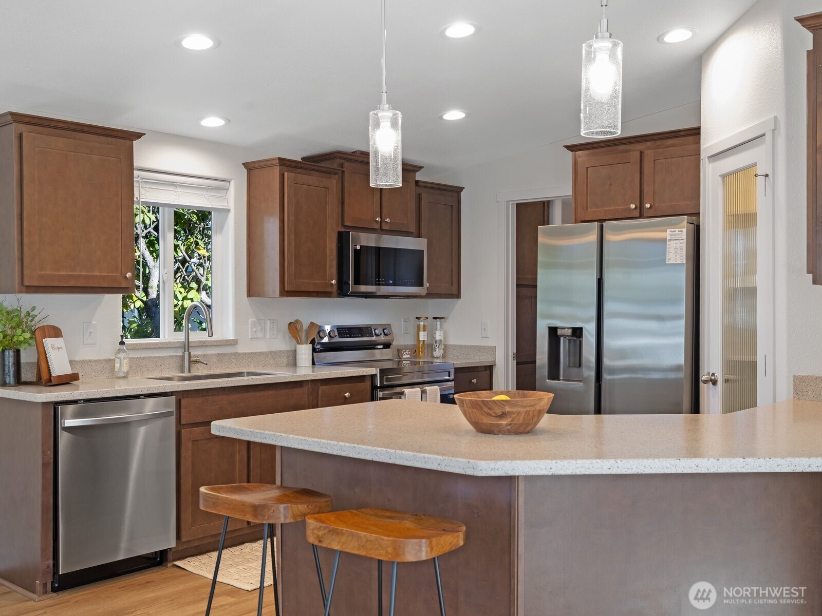 23825 15th Avenue SE #101, Bothell, WA 98021