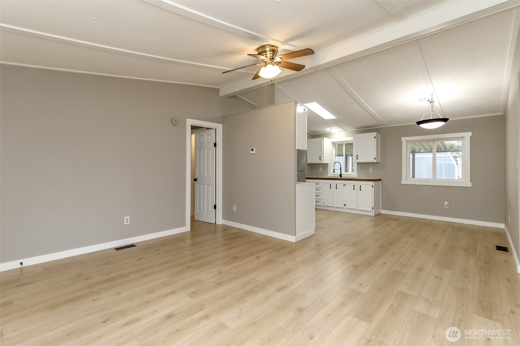 31108 3rd Avenue #114, Black Diamond, WA 98010