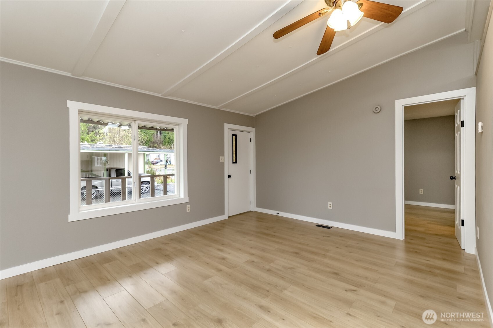 31108 3rd Avenue #114, Black Diamond, WA 98010