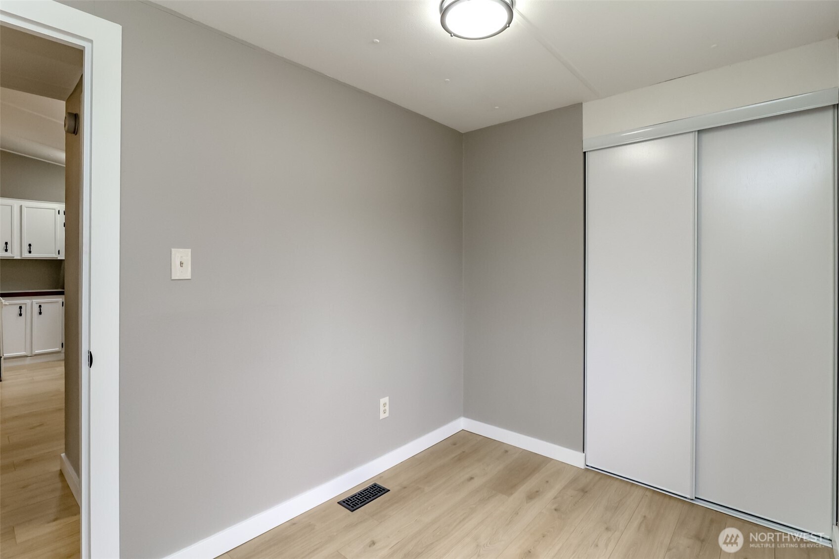 31108 3rd Avenue #114, Black Diamond, WA 98010