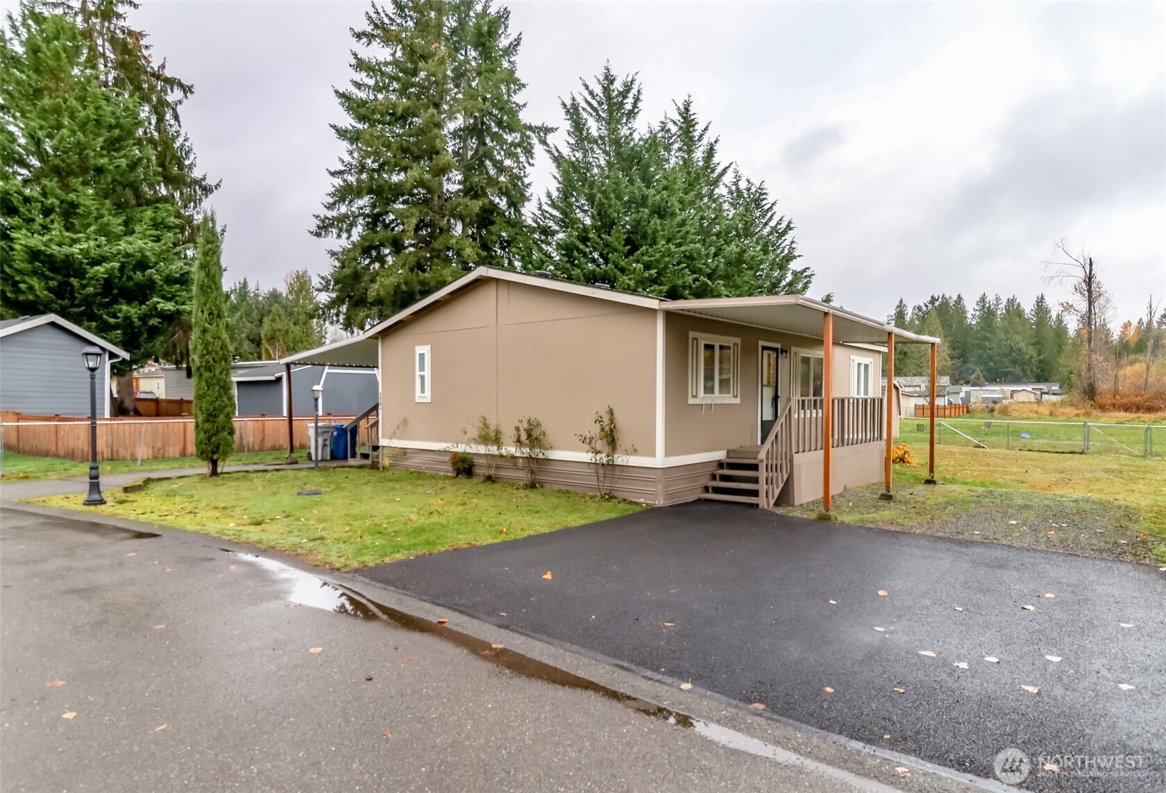 31108 3rd Avenue #114, Black Diamond, WA 98010