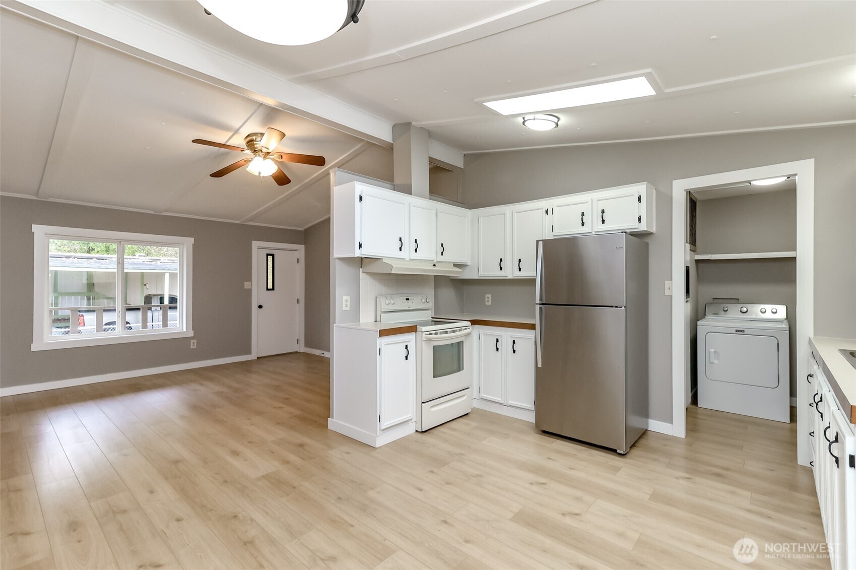 31108 3rd Avenue #114, Black Diamond, WA 98010