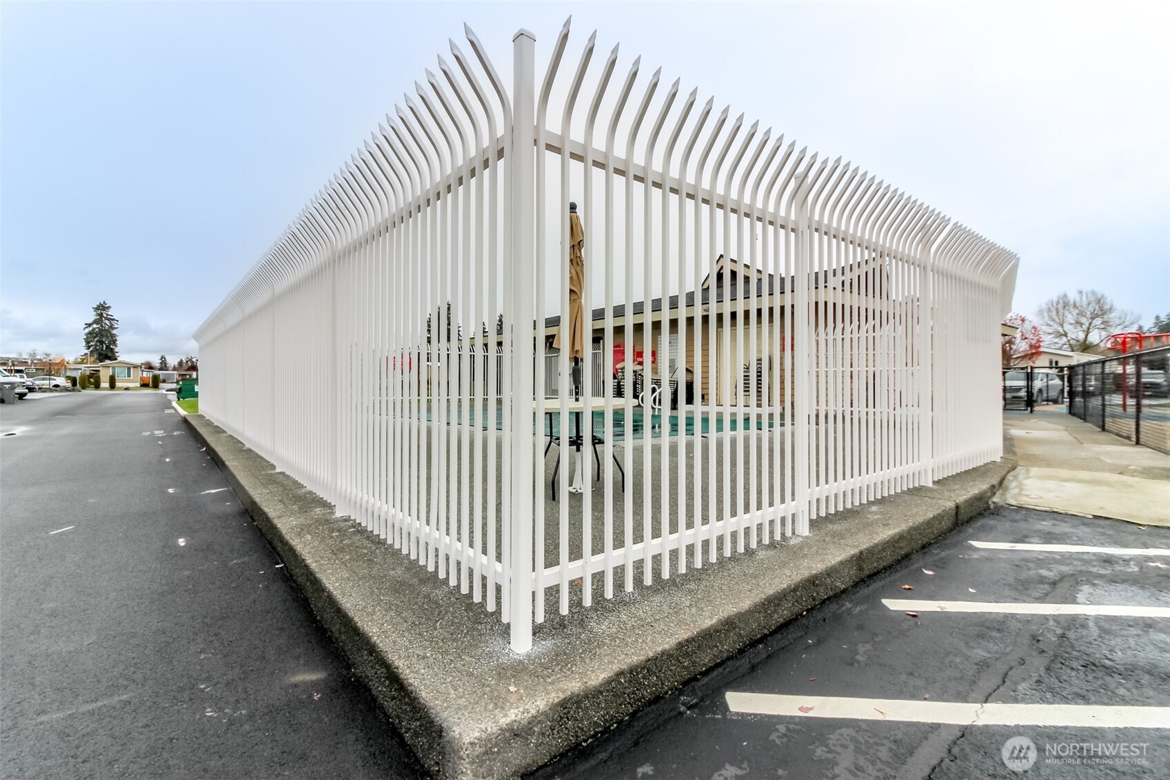 210 37th St SE #8, Auburn, WA 98002