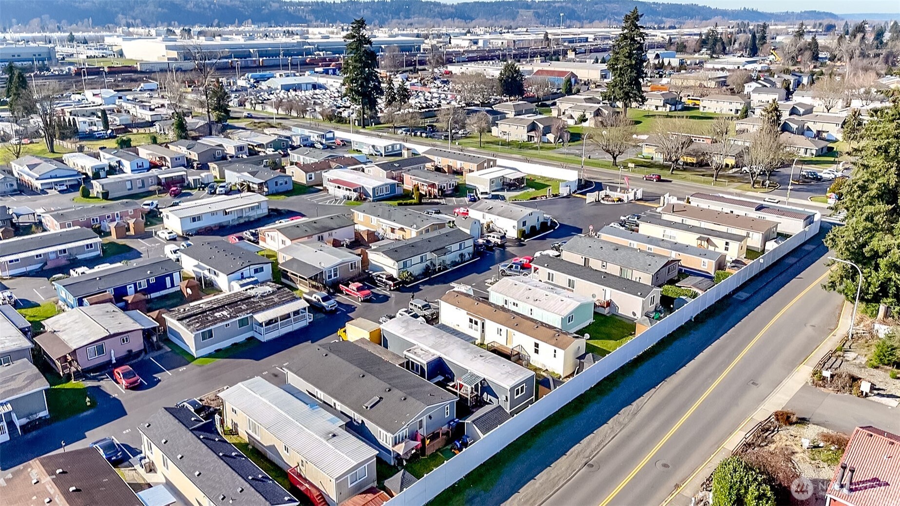 210 37th St SE #8, Auburn, WA 98002