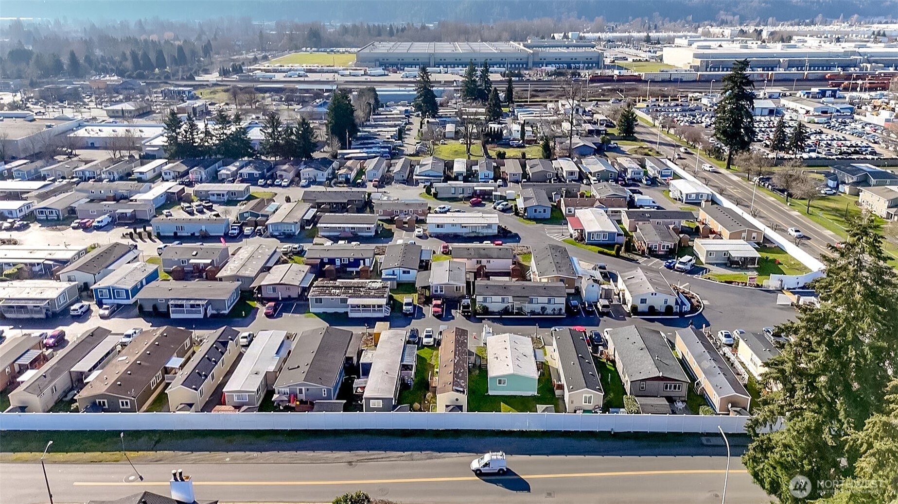 210 37th St SE #8, Auburn, WA 98002